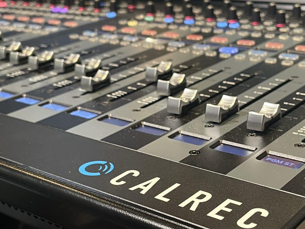 Calrec Argo M 36 Tonmischpult in der Toonregie